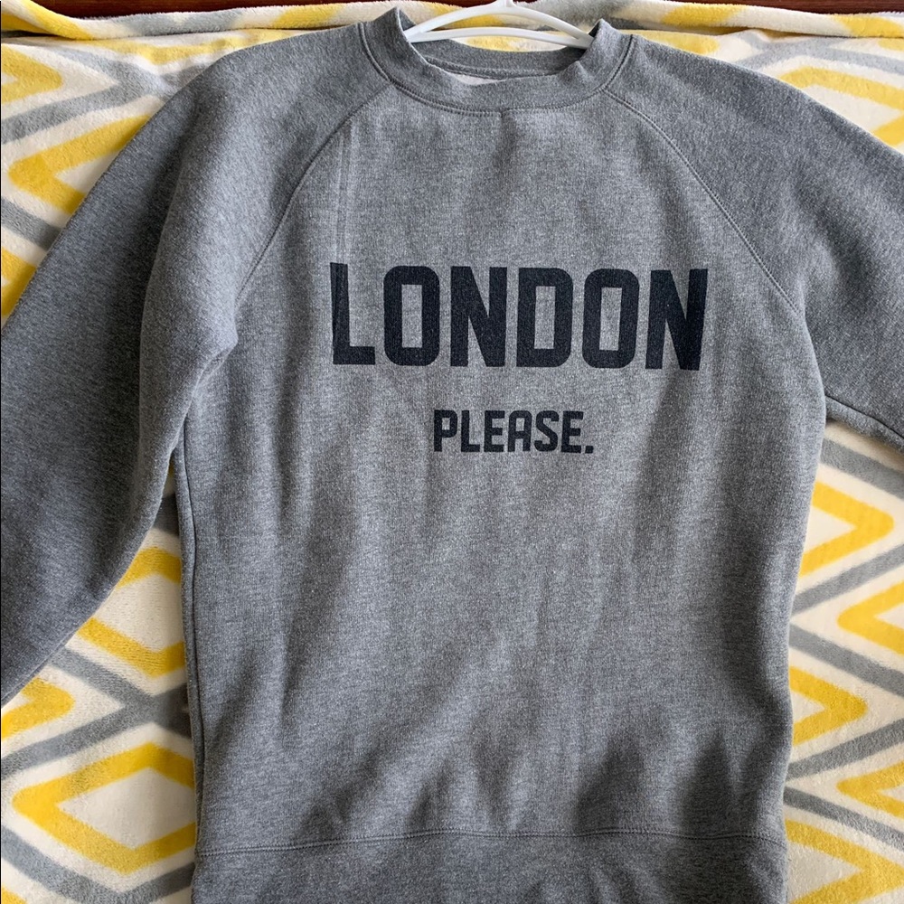 Brunette sweatshirt